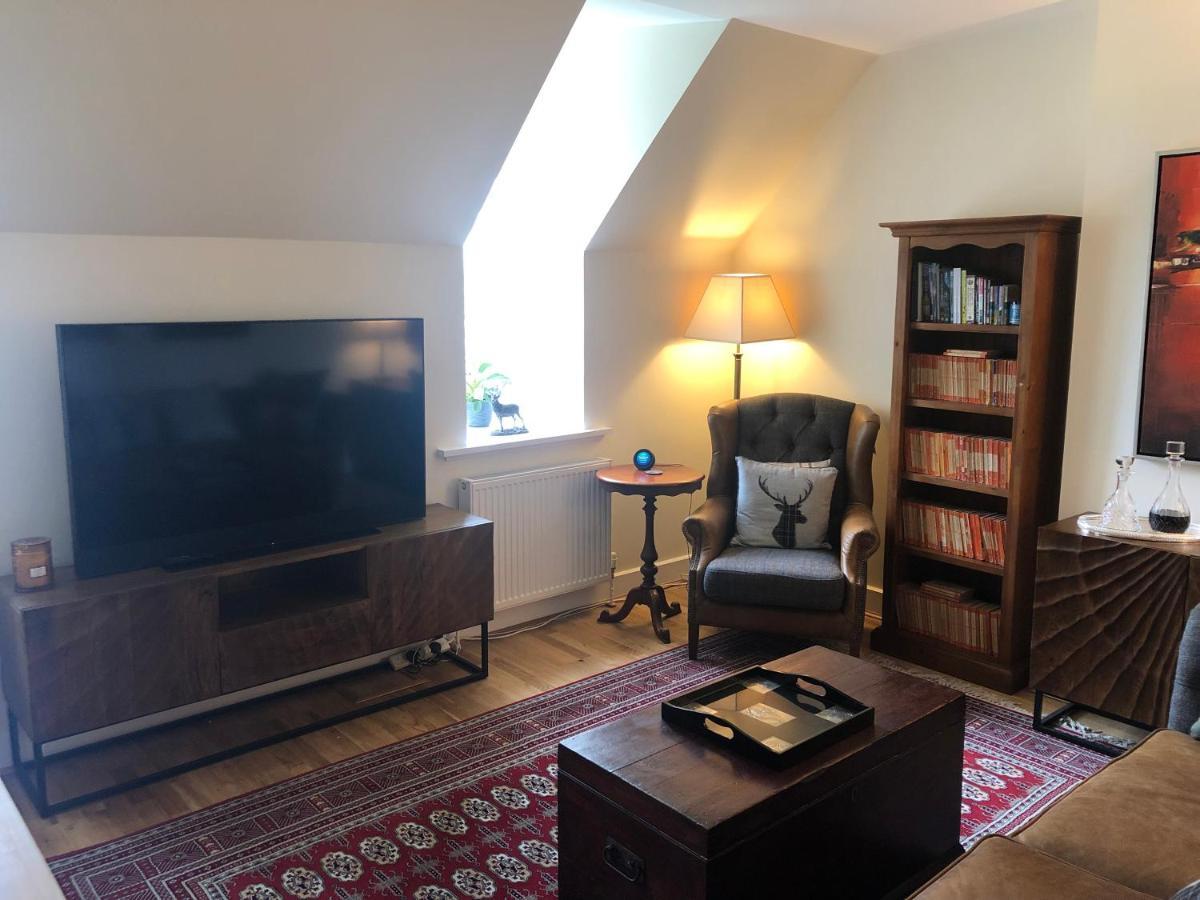 Loch Ness Moat House Apartments Fort Augustus Ngoại thất bức ảnh