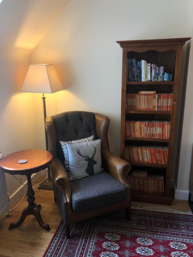 Loch Ness Moat House Apartments Fort Augustus Ngoại thất bức ảnh