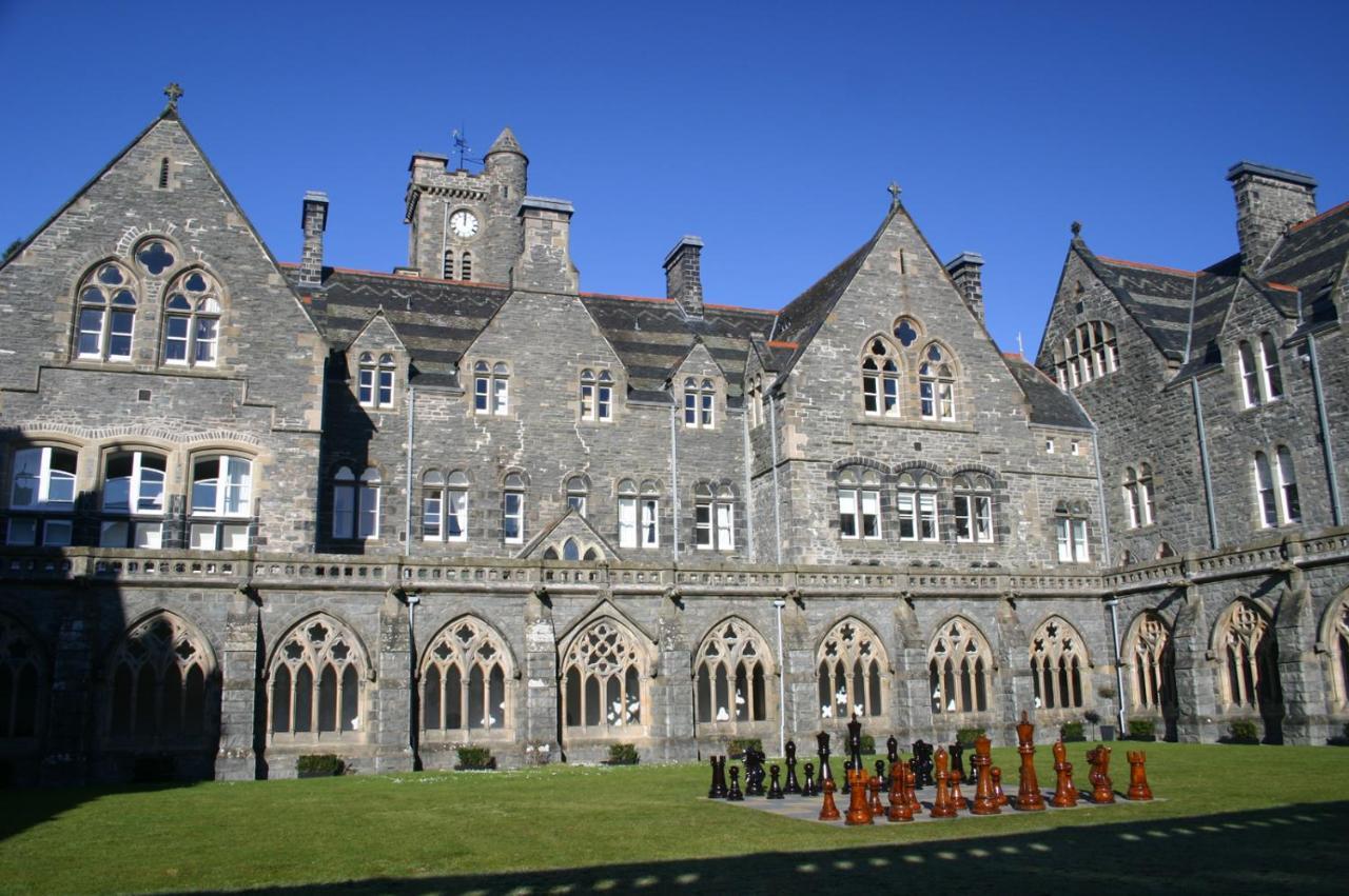 Loch Ness Moat House Apartments Fort Augustus Ngoại thất bức ảnh